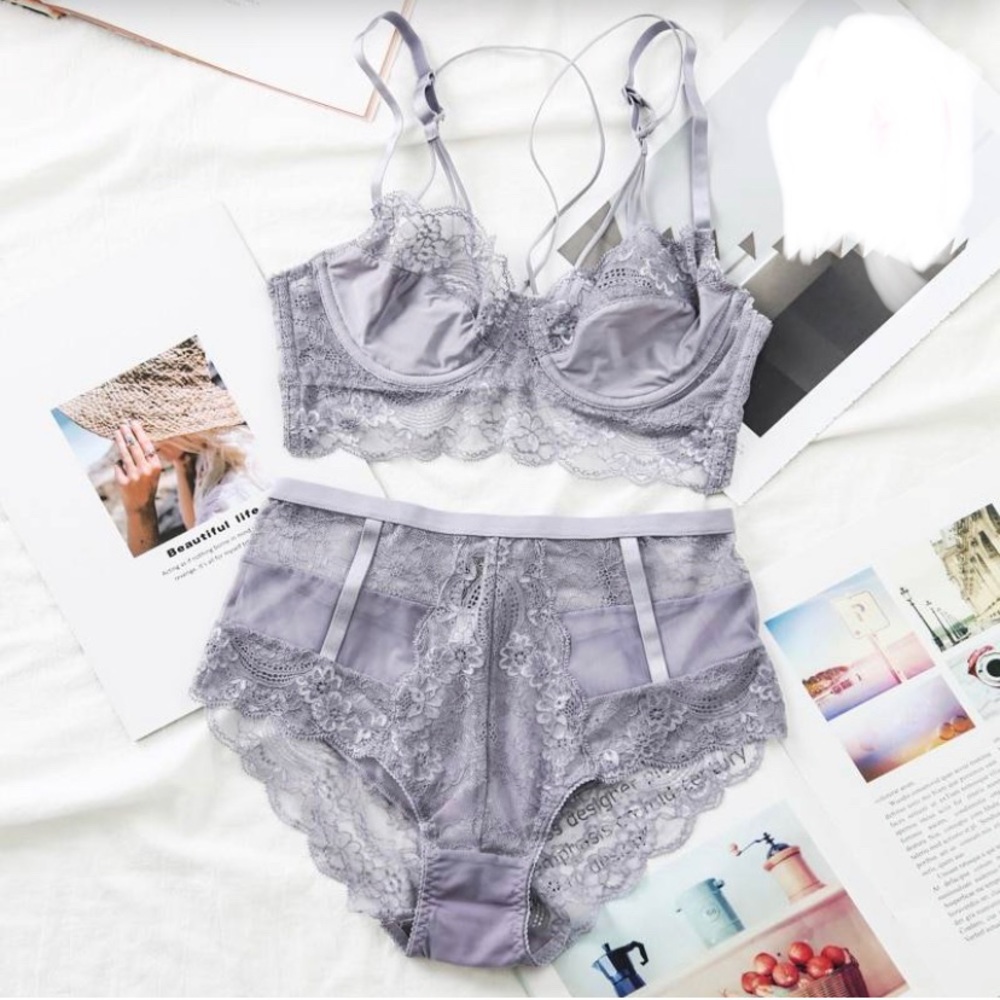 NWT Lace strappy high waist lingerie set